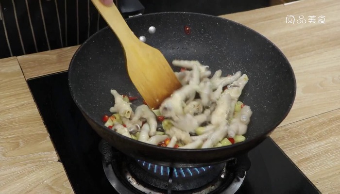 香辣鸡爪做法步骤：8