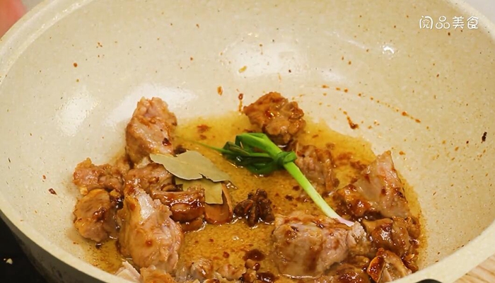 酱炖排骨做法步骤：12