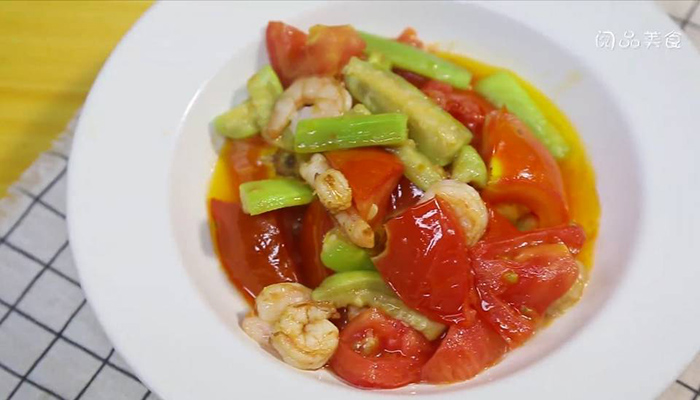 虾仁炒丝瓜番茄做法步骤：8