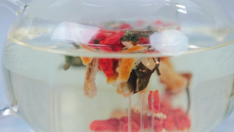 枸杞白茶做法步骤：6