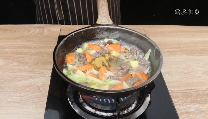 咖喱牛肉饭做法步骤：11