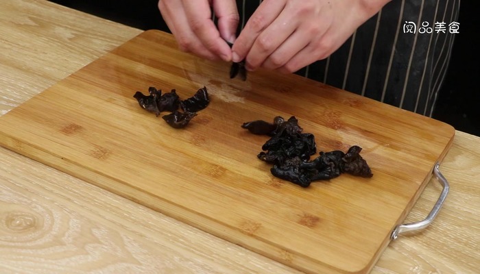 酸辣肚丝汤做法步骤：3