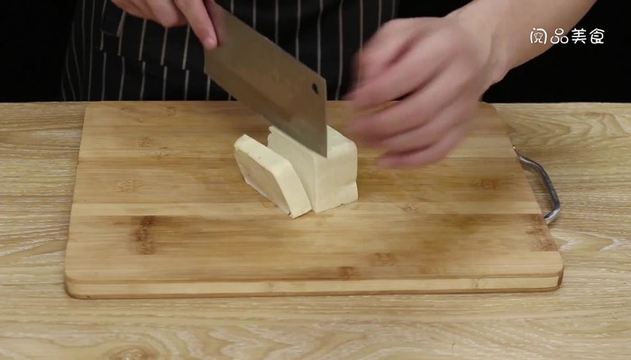 茄汁豆腐做法步骤：2