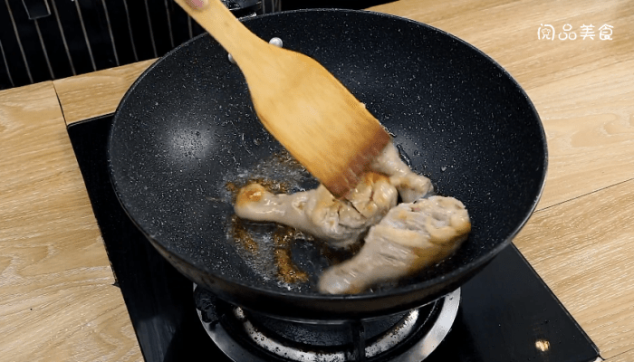 卤鸡腿做法步骤：6